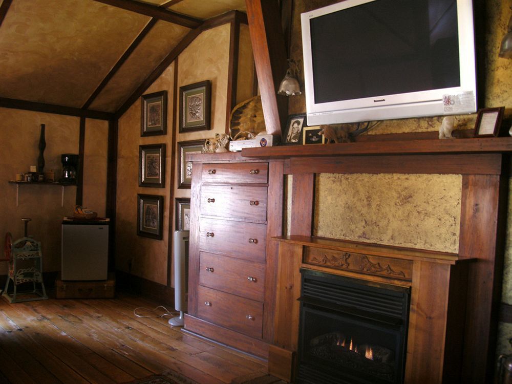 Lyons Twin Mansions Hotel Fort Scott ภายนอก รูปภาพ