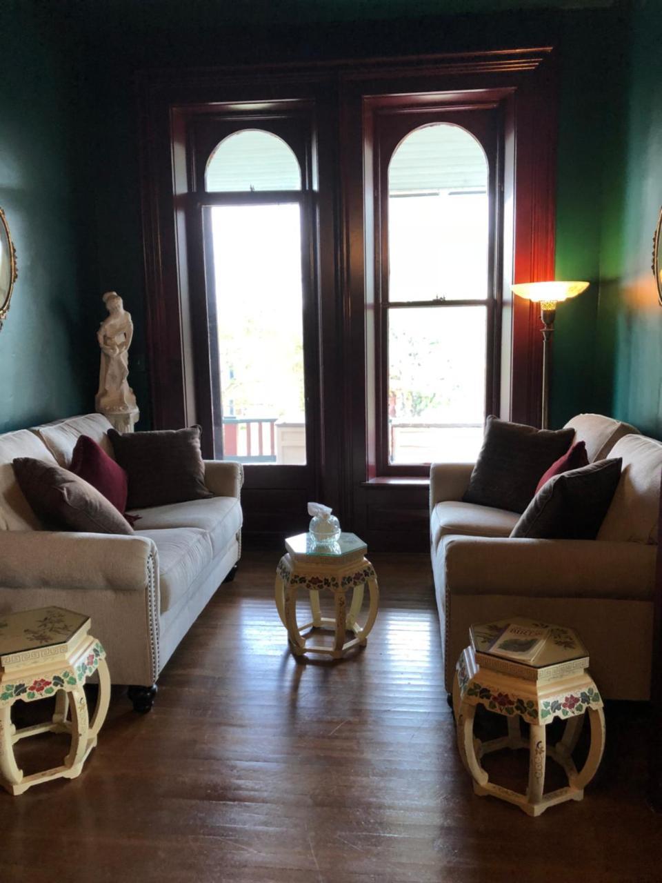 Lyons Twin Mansions Hotel Fort Scott ภายนอก รูปภาพ